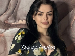 Dainyclowless