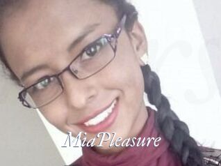 Mia_Pleasure