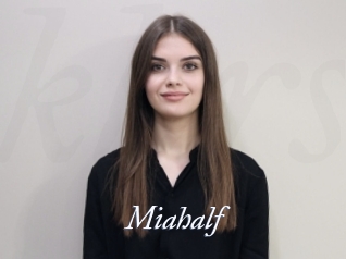 Miahalf