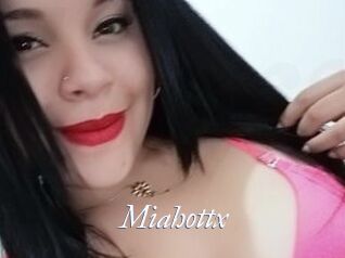 Miahottx